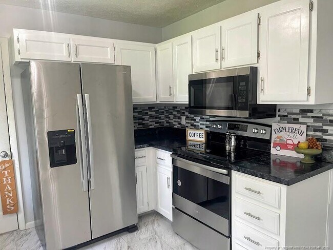 Building Photo - 1366 Worstead Dr