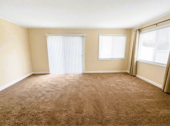 Building Photo - Spacious 3-Bedroom Home with Large Backyard in Fairfield