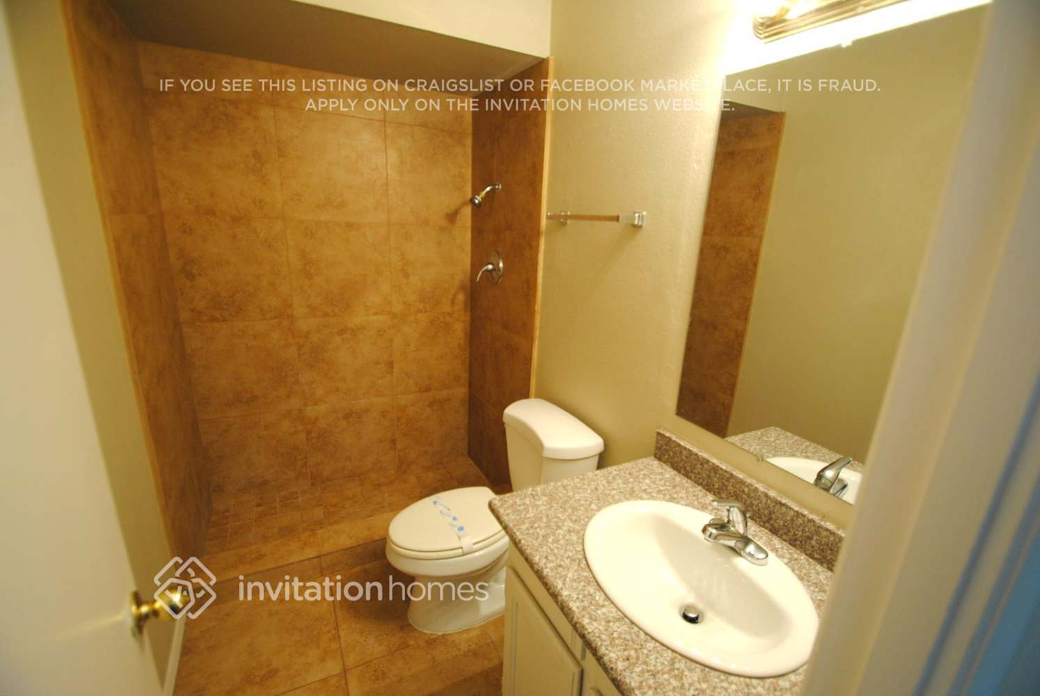 Building Photo - 5337 W Berkeley Rd