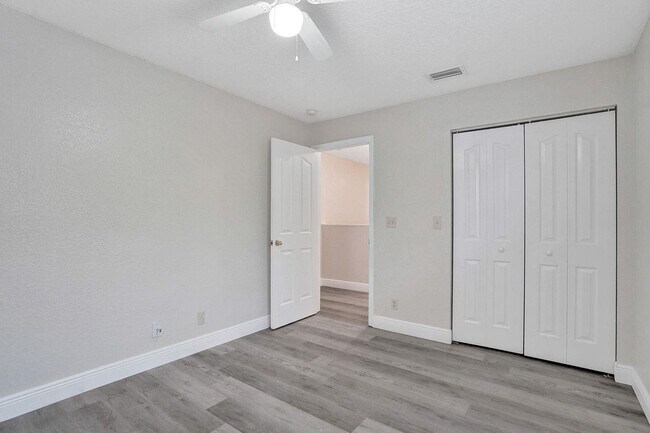 Building Photo - 12645 NW 8th Ct