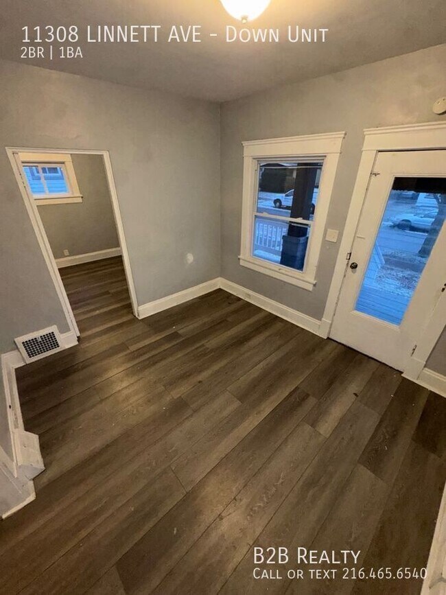 Building Photo - 11308 Linnet Ave