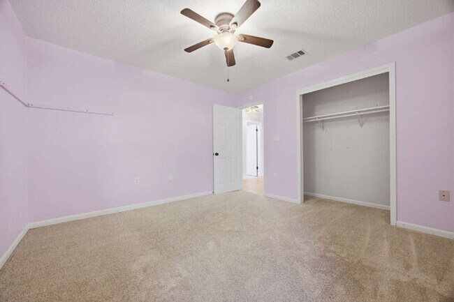 Building Photo - "Charming 4-Bedroom Shalimar Retreat- Power Included With Rent!"