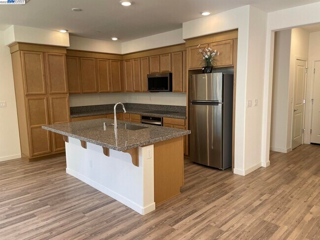 Building Photo - 3075 Windwalker Walk