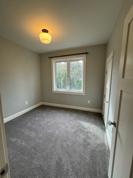Building Photo - 1507 N Prospect ST