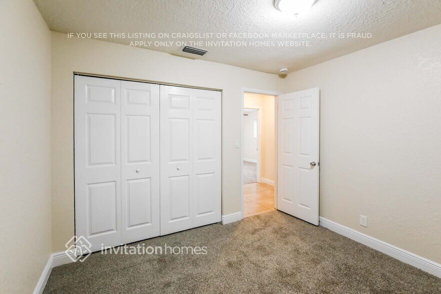 Building Photo - 7521 SW 6th St