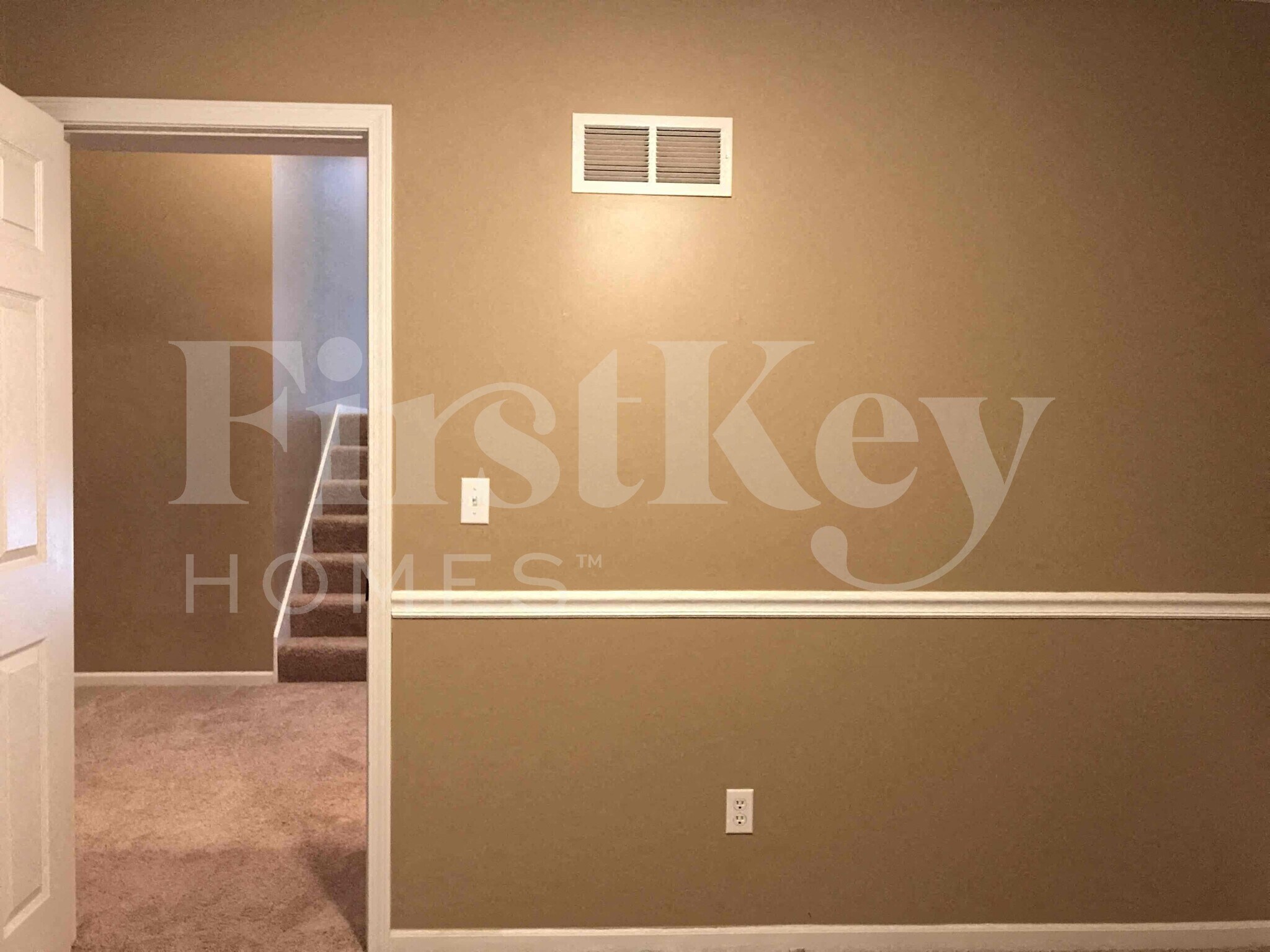 Building Photo - 5212 N Jefferson St