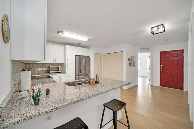 Building Photo - 2738 Club Cortile Cir