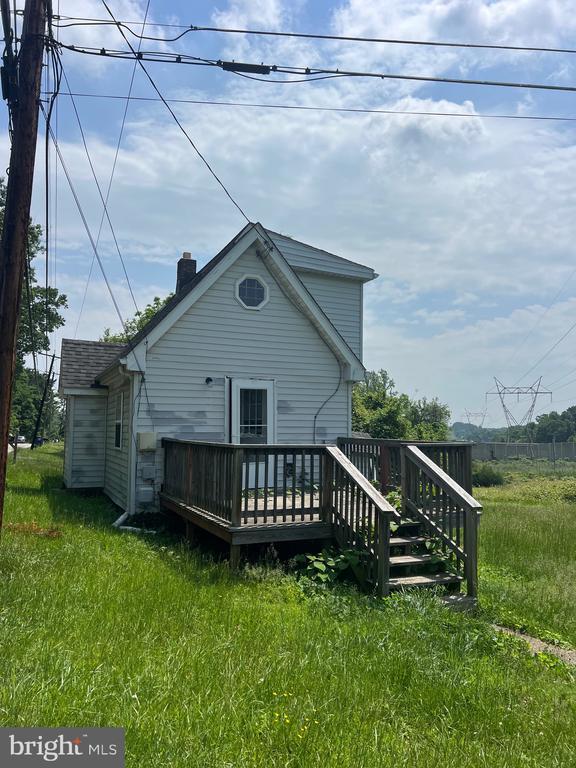 Primary Photo - 6860 Montgomery Rd