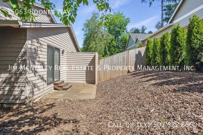 Building Photo - 15063 Boones Way