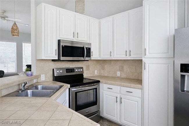 Building Photo - 701 Arundel Cir