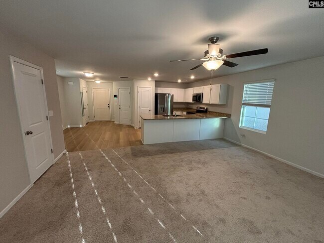 Building Photo - 140 Kings Parish Ct