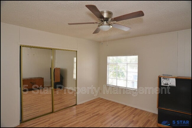 Building Photo - 6106 Tejas Dr