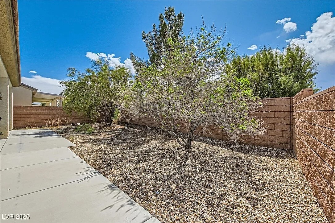 Building Photo - 3241 Flyway Ct