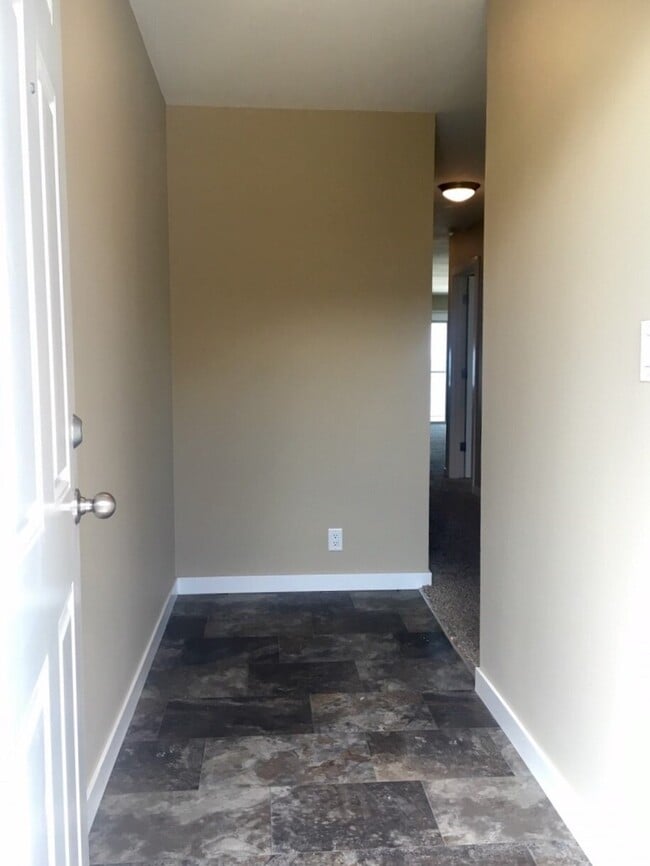 Interior Photo - 18-09: 1020 11th Street