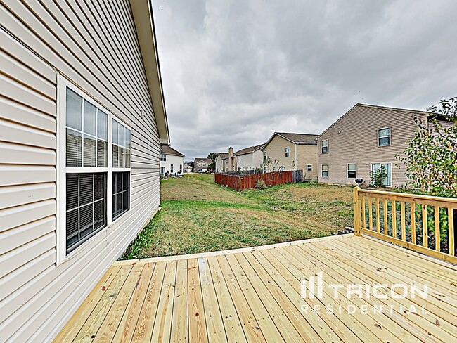 Building Photo - 10436 Apple Creek Dr