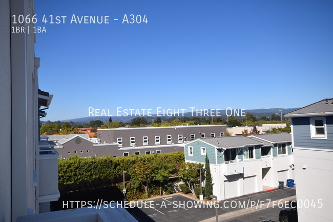 Building Photo - Capitola Beach Villas 1 bedroom with 1 car...