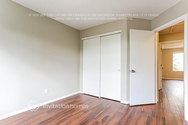 Building Photo - 11137 Glacier Park Cir E