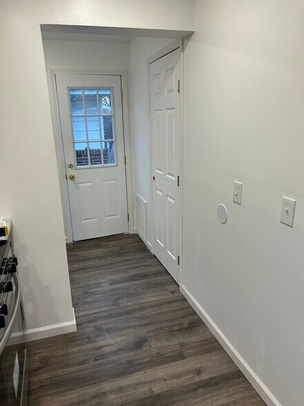 Building Photo - 4313 E Swaller Rd