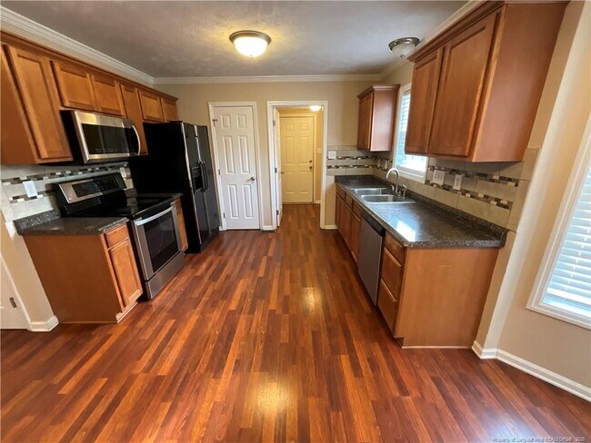 Building Photo - 2460 Saltwood Rd