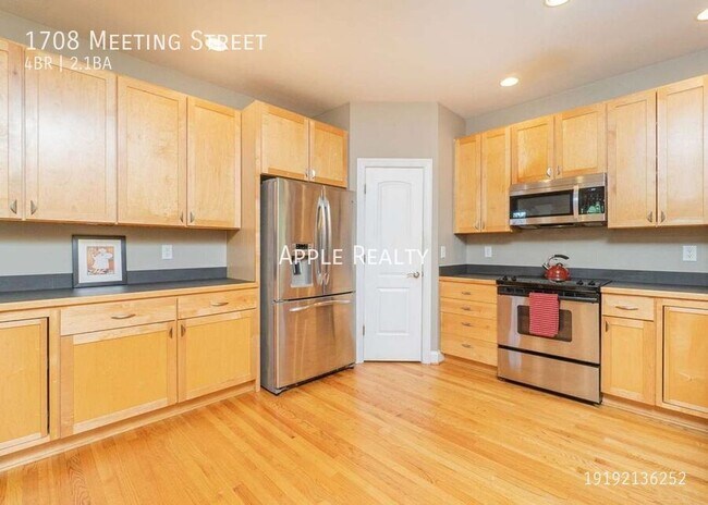 Building Photo - 1708 Meeting St