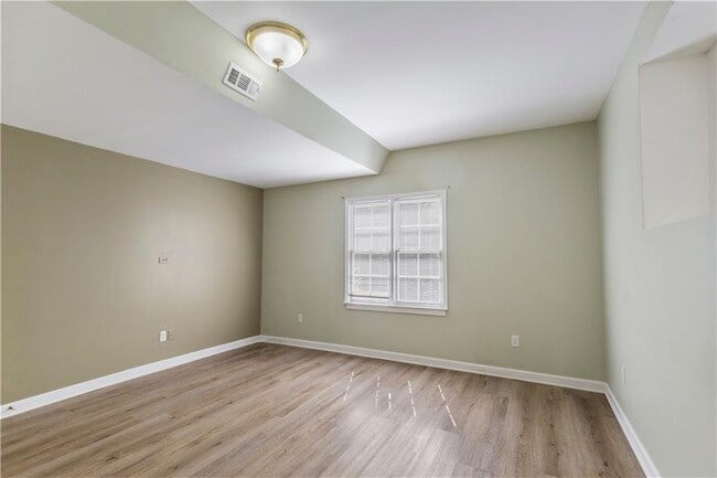 Building Photo - 4565 Ashmore Cir