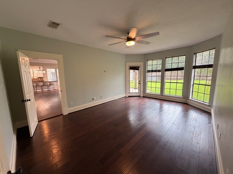 Building Photo - 6035 Spring Creek Grove Ln