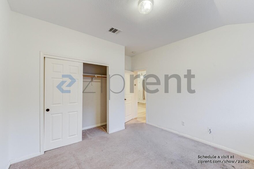 Building Photo - 1716 Kingston Lacy Blvd