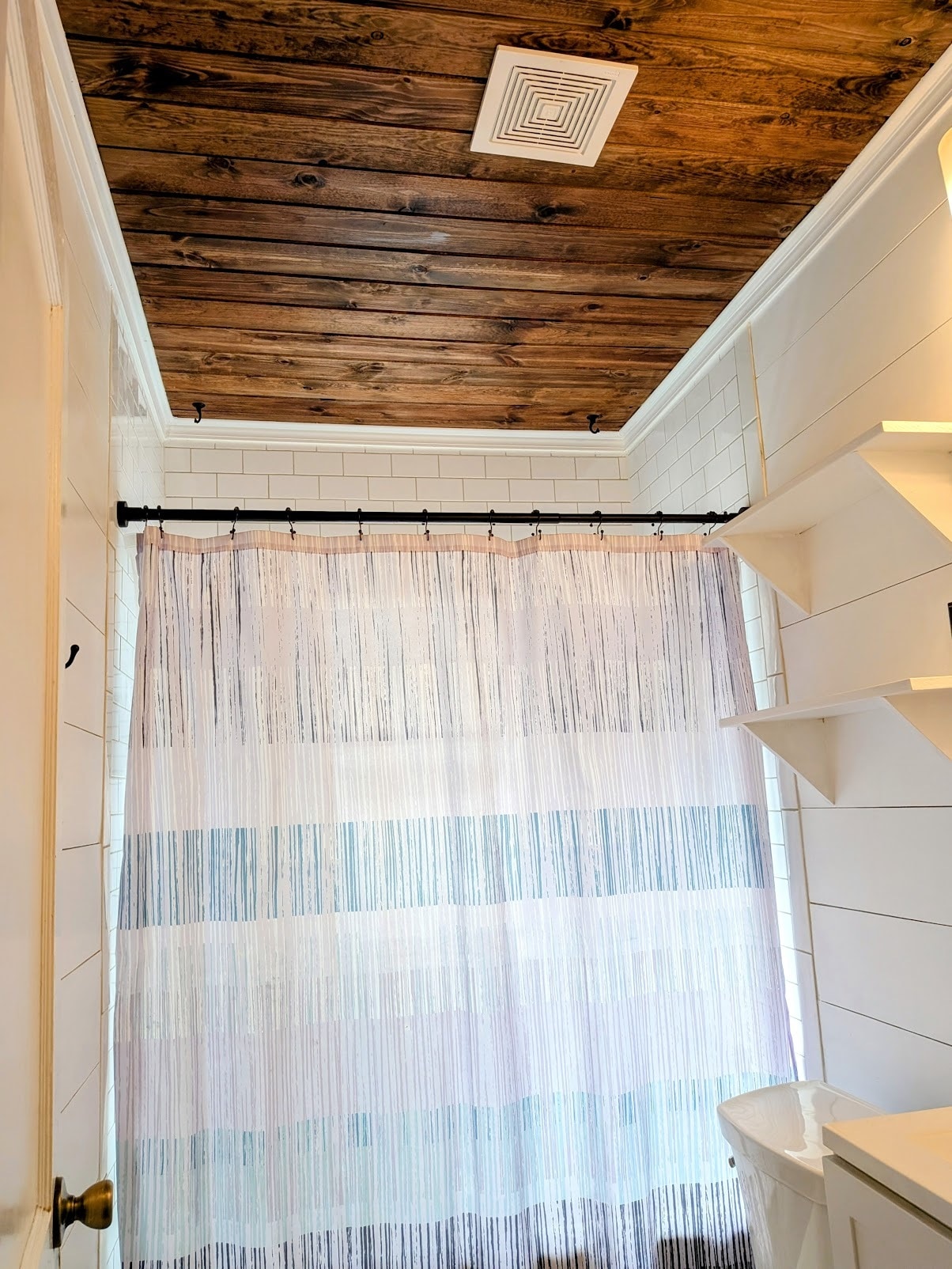 Building Photo - 1021 E 76th St