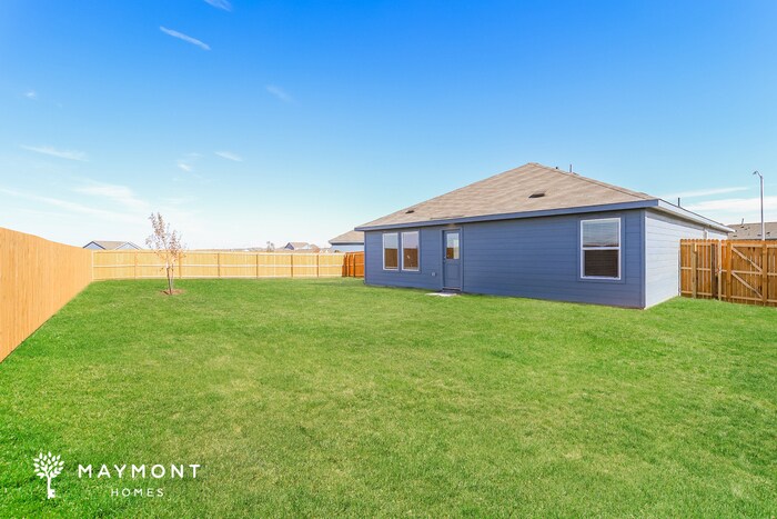 Building Photo - 3048 Yellow Pne Ave