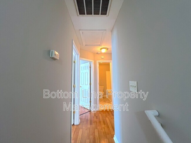Building Photo - 1335 Braveheart Ln