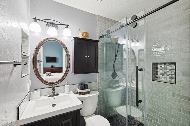 Building Photo - 2005 Glory Creek Cir