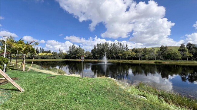 Building Photo - 6761 NW 103rd Ave