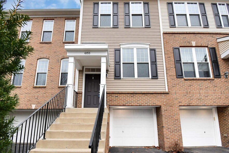 Building Photo - 6155 Cenpac Ave