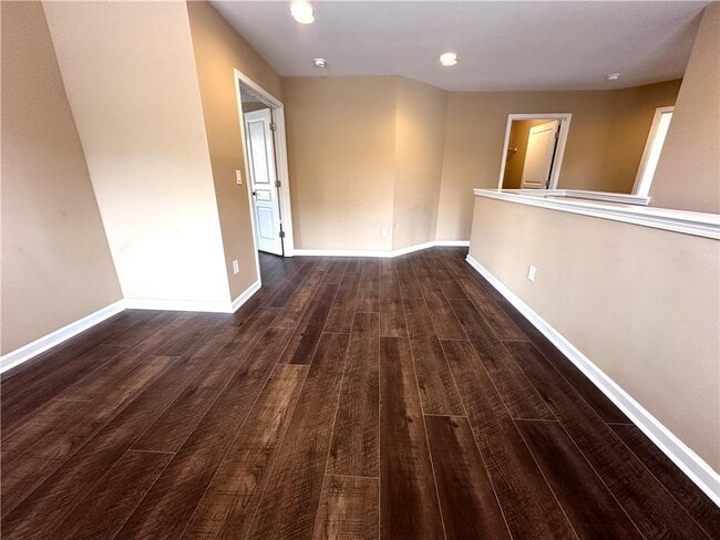 Building Photo - 2186 Hillview Dr NE