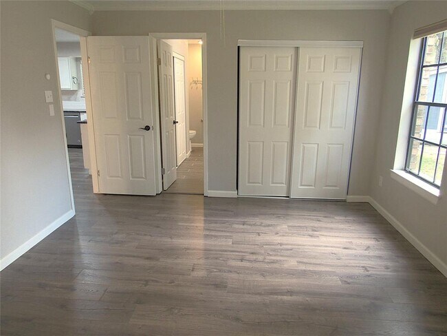 Building Photo - 3311 Golden Willow Dr