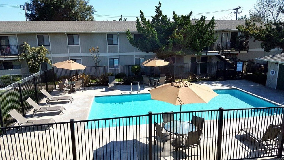 Primary Photo - Harvest Apartments