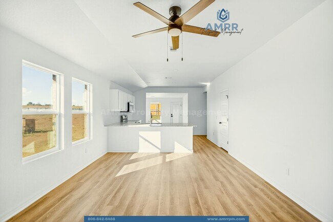 Building Photo - 1316 Sioux Pl