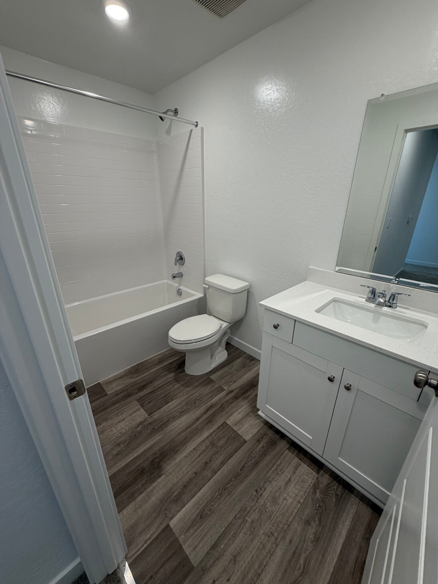 Building Photo - 1628 Atlantica Dr S