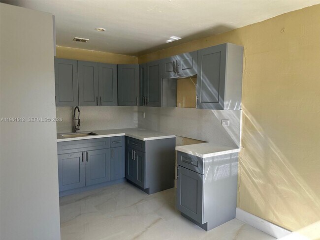 Building Photo - 1655 NW 116th St