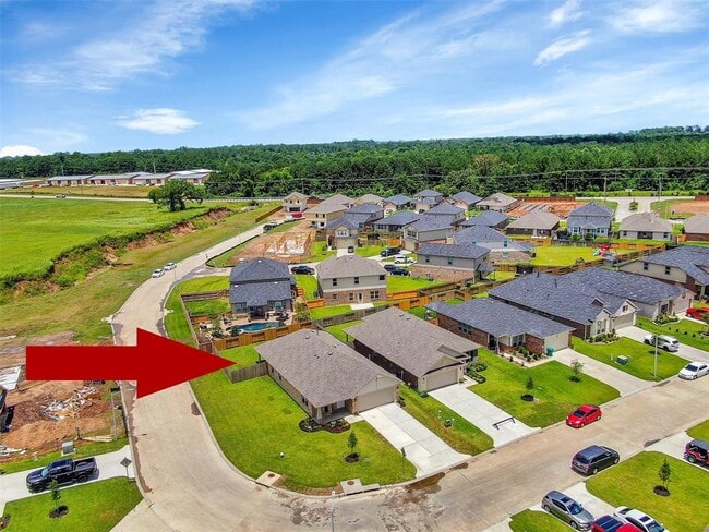 Building Photo - 411 Terra Vis Cir