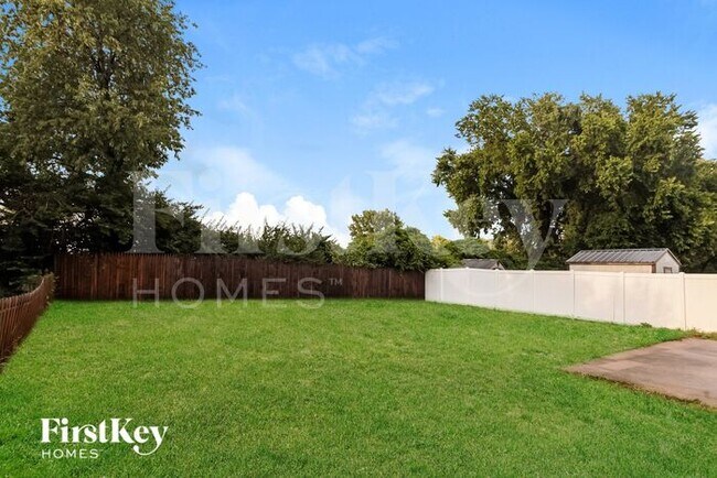 Building Photo - 4916 Rialto Ridge Dr