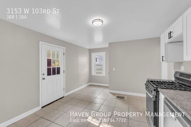Building Photo - 3153 W 103rd St