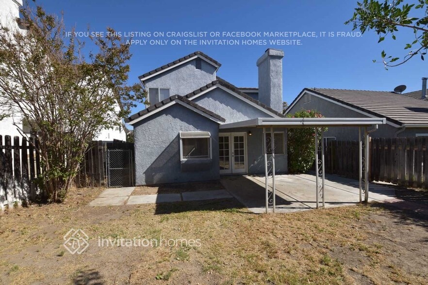 Building Photo - 2643 Tumbleweed Cir