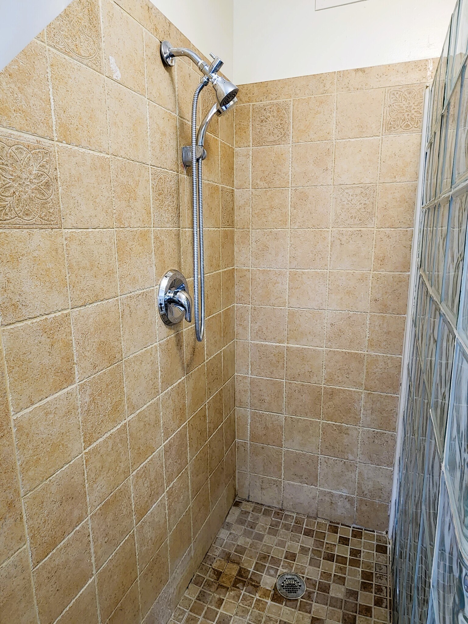 Bathroom - 419 Olmstead St