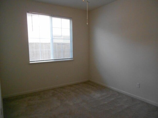 Building Photo - 4458 Everson Way