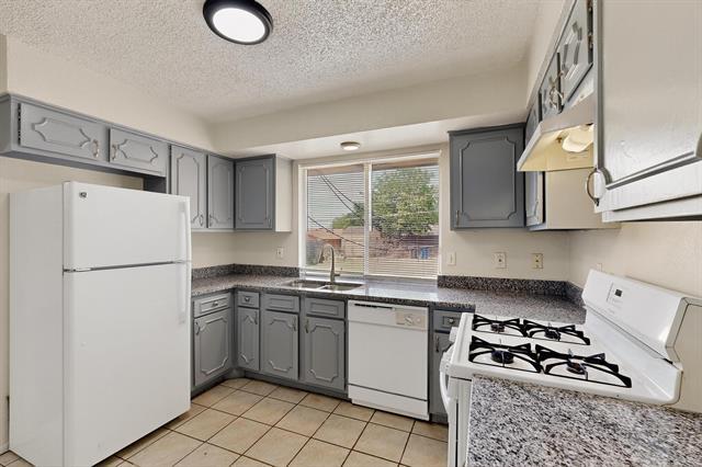 Building Photo - 1405 Aldenwood Dr