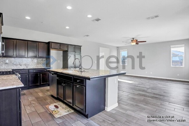 Building Photo - 3384 Amanecer Ave