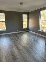 Building Photo - 8819 Villa View Cir