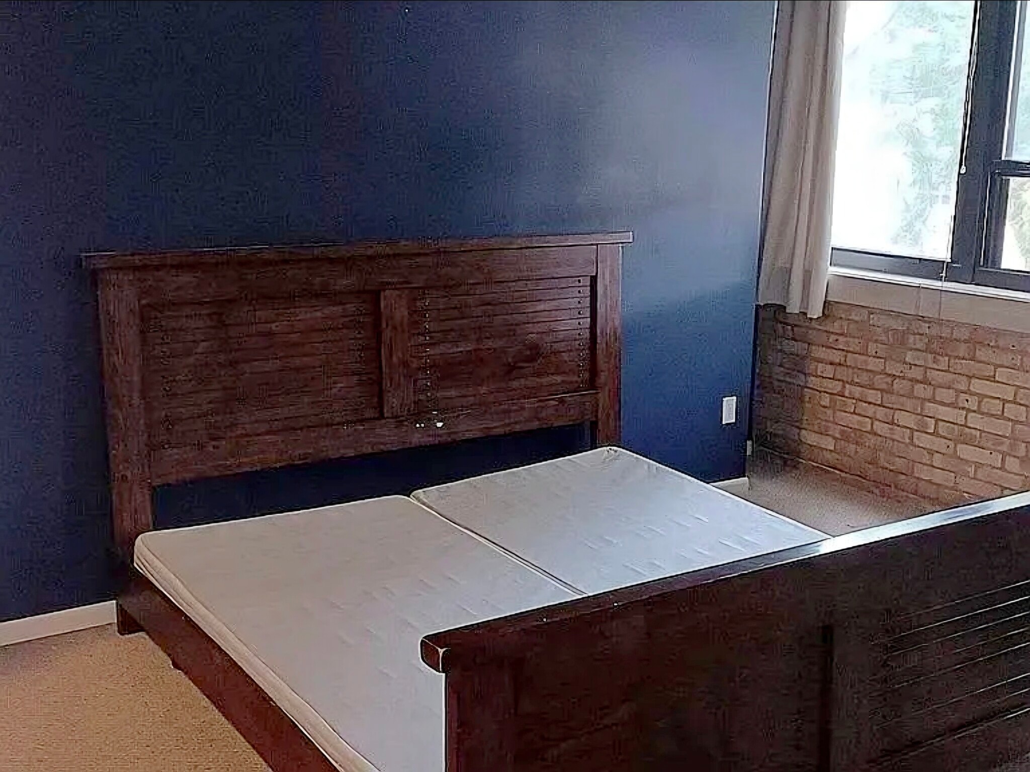 Master bedroom - 1924 N Hubbard St