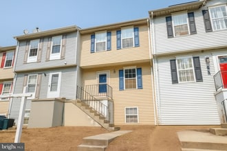 Building Photo - 645 Nollmeyer Rd